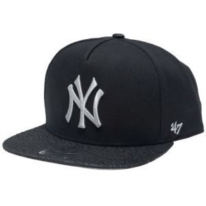 47 Brand New York Yankees MLB Snapback