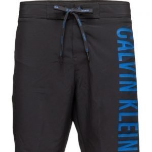 Calvin Klein 19 Boardshort 001 L boardshortsit