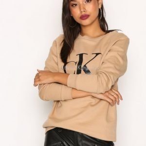 Calvin Klein Jeans Crew Neck Hwk True Icon Svetari Tannin