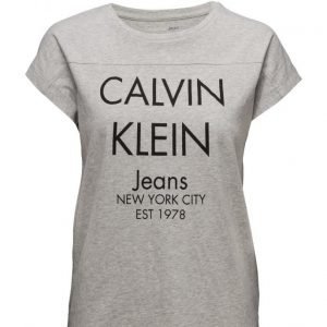 Calvin Klein Jeans Teri-20a Cn Lwk S/S