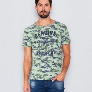 Clay Cooper Victor Camo Tee