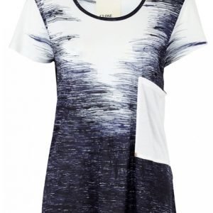 Close By Denim The Basic Tee Aop Pusero