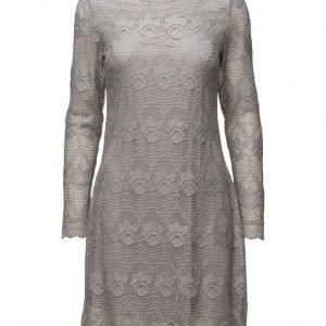 Cream Lianna Lace Dress mekko