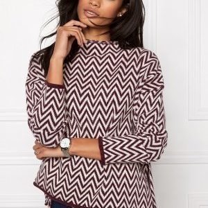 Dagmar Devra ZigZag burgundy