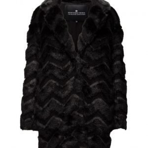 Designers Remix Zig Zag Fur Cardy tekoturkki