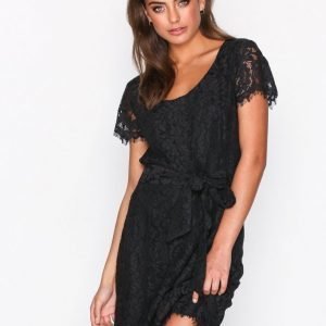 Dry Lake Mindy Dress Maksimekko Black Lace