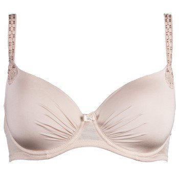 Femilet Platinum Bra Moulded with padding