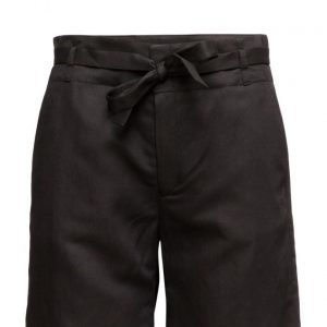 Filippa K Becca Belt Shorts shortsit