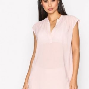 Filippa K Sleeveless Feminine Blouse Arkipaita Tea