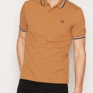 Fred Perry Twin Tipped FP Shirt Pikeepaita Caramel