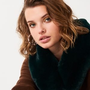 Gina Tricot Andrea Fur Collar Turkiskaulus Vihreä Dk Green