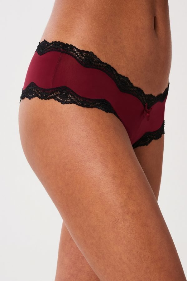 Gina Tricot Day Brazilian Alushousut Rumba Red