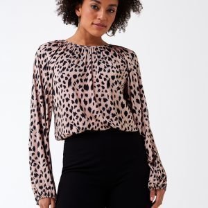 Gina Tricot Hillary Balloon Sleeve Top Toppi Leo Spot