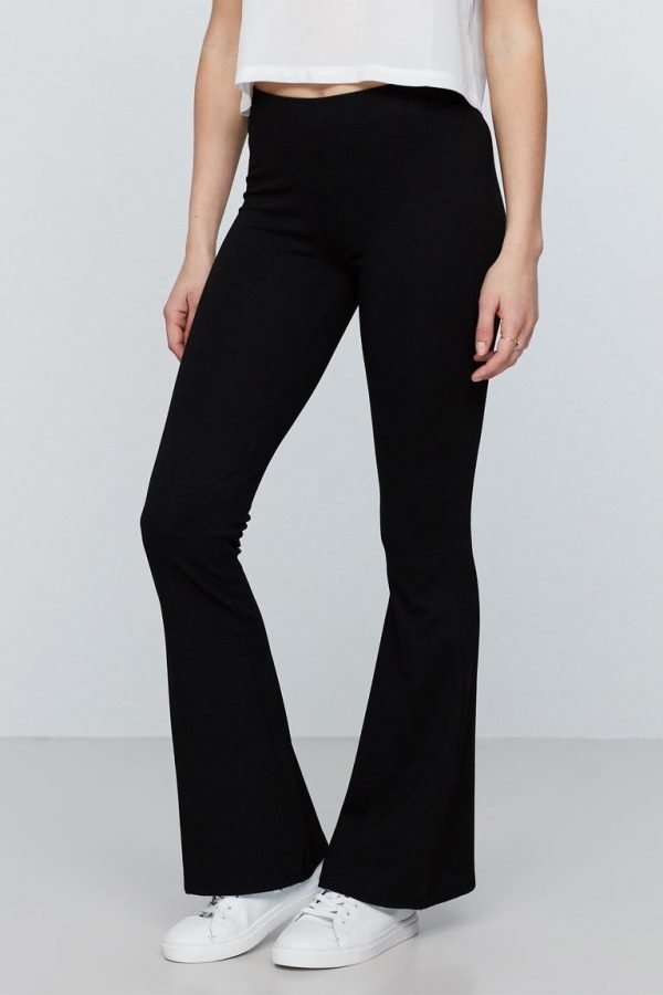 Gina Tricot Petra Trousers Short Length Housut Black