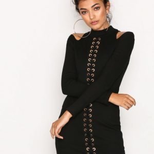 Glamorous Cold Shoulder Lace Detail Dress Juhlamekko Black