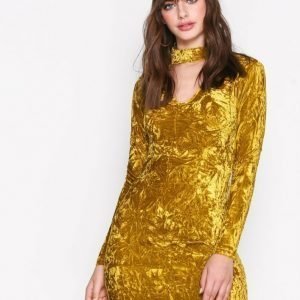 Glamorous Long Sleeve Choker Dress Maksimekko Yellow