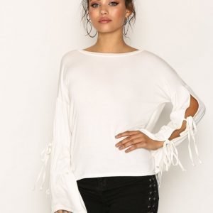 Glamorous Tie Sleeve Detail Blouse Arkipaita Cream