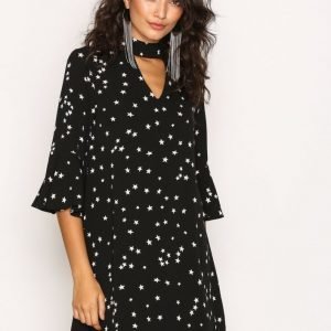 Glamorous Trumpet Sleeve Dress Loose Fit Mekko Black