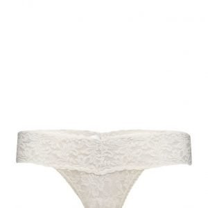 Hanky Panky Low Rise Thong Signature Lace stringit