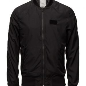 J. Lindeberg Thom 71 Gravity Poly bomber takki