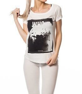 Jacqueline de Yong Shay Print Top Who Cares White