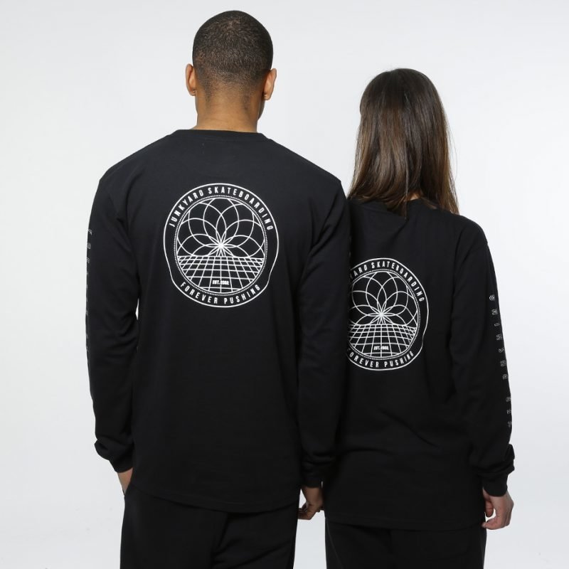 Junkyard Standard Circle -longsleeve