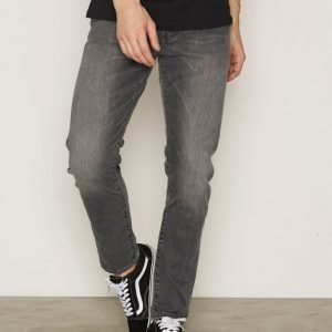 Levis 512 Slim Taper Fit Berry Farkut Denim