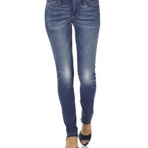 Levis Demi Curve Skinny Farkut