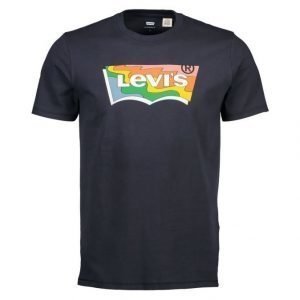 Levis T-Paita