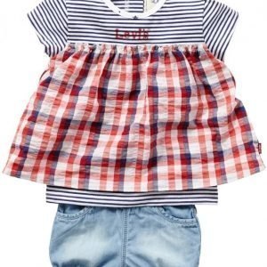 Levi's Toppi ja shortsit Vauvan