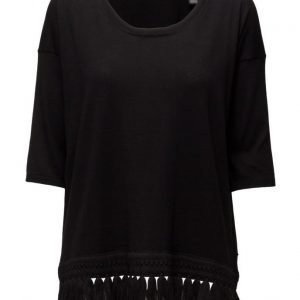 Maison Scotch Short Sleeve Knit With Fringed Hem neulepusero