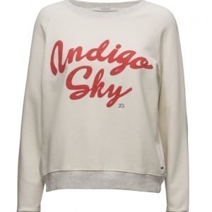 Maison Scotch Vintage Inspired L/S Sweat With Chest Artwork svetari