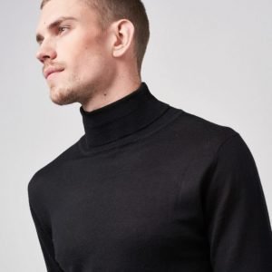 Marccetti Dante Roll Neck Black