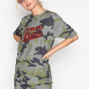 Missguided Camo Graphic T-Shirt Loose Fit Mekko Green