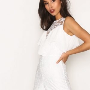 Missguided Playsuit With Frill Detailing Playsuit White