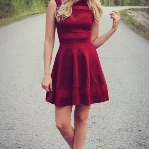 Missy viininpunainen mekko