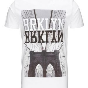 Mister Tee 'Brklyn' T-paita