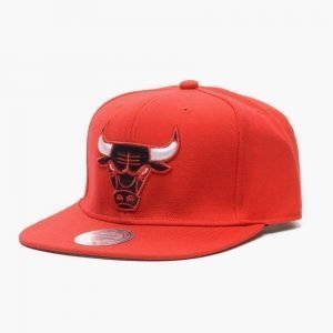 Mitchell & Ness Bulls Wool Solid Snapback