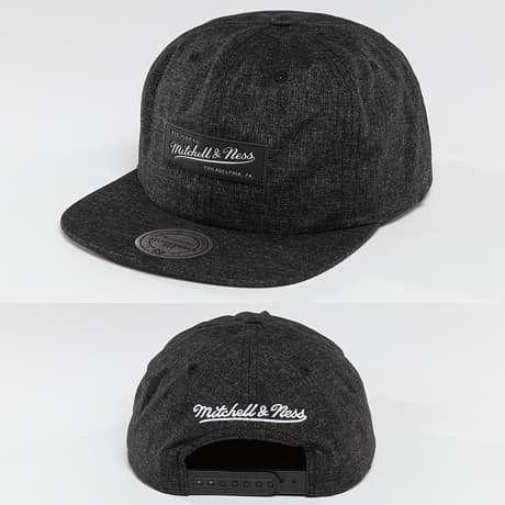 Mitchell & Ness Snapback Lippis Musta