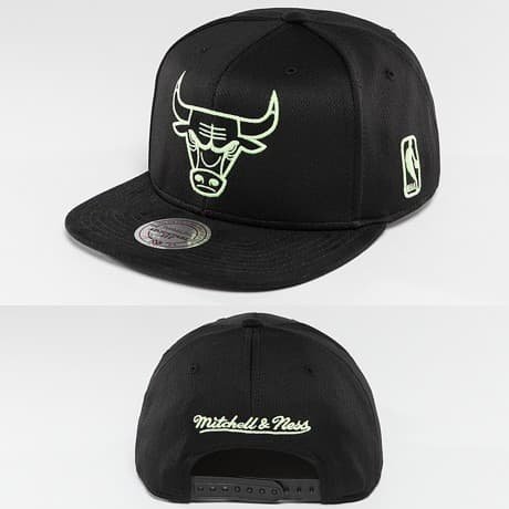 Mitchell & Ness Snapback Lippis Musta