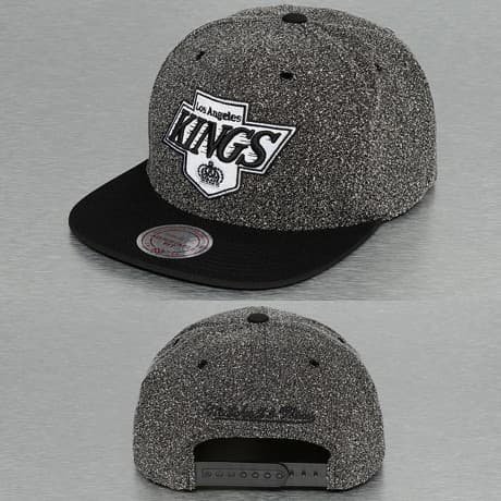 Mitchell & Ness Snapback Lippis Musta