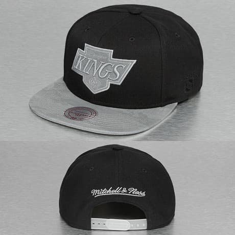 Mitchell & Ness Snapback Lippis Musta