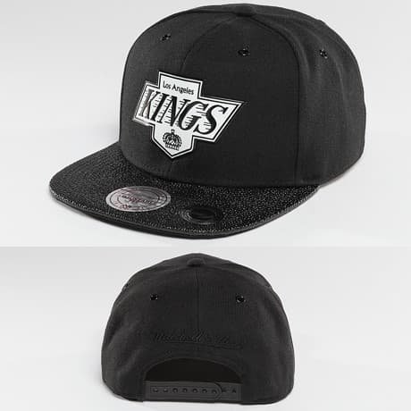 Mitchell & Ness Snapback Lippis Musta