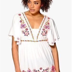 Mixed from Italy Embroidered Kimono Top White