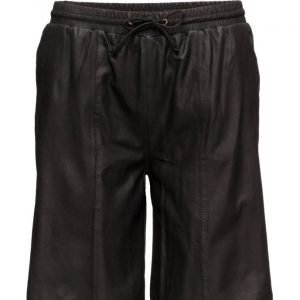 Modström Kourtney Shorts shortsit