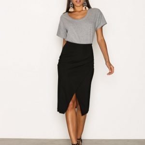 Moss Copenhagen Torn Mist Skirt Midihame Black