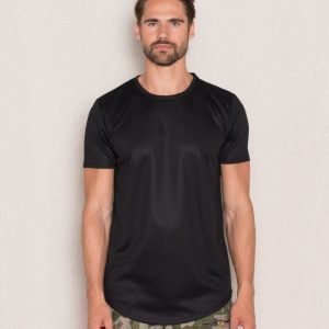 Mouli Sawyer Tee Black