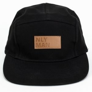 NLY MAN 5 Panel Cap Lippis Musta