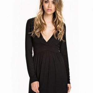 NLY Trend Deep V Dress