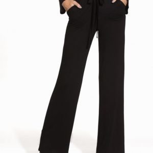 NLY Trend Take Me Out Pants